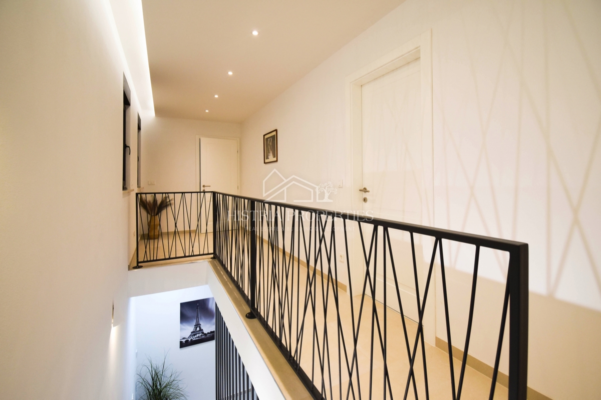 Confortevole villa nella periferia di Parenzo