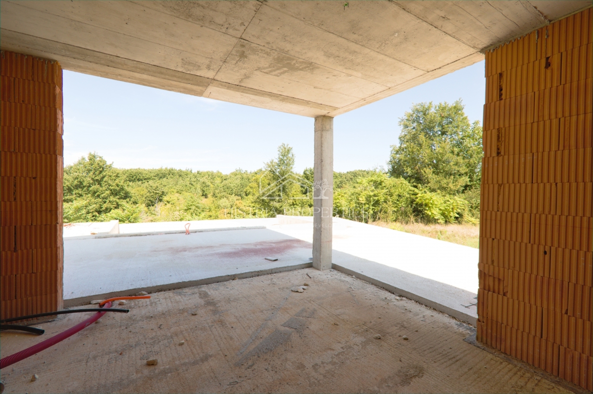 Casa estremamente attraente con piscina a sfioro per tutti gli amanti dell'Istria centrale