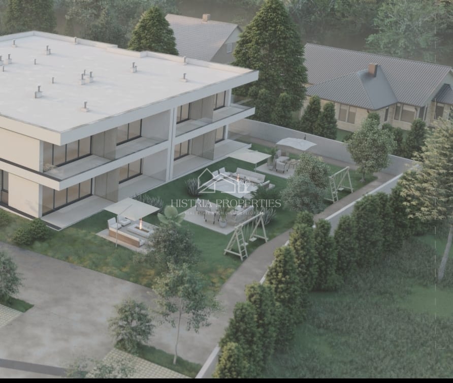 Qualità, buona posizione e appartamento con giardino in un nuovo edificio vicino a Rovigno