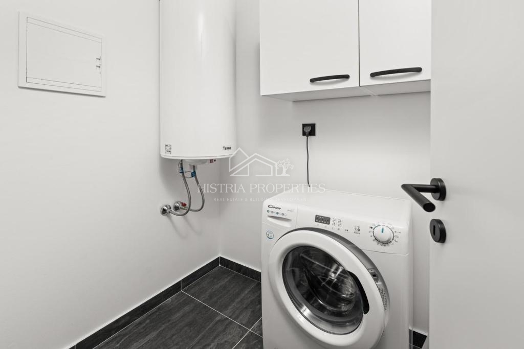 Casa in pietra d'Istria ristrutturata con piscina in un piccolo e tranquillo villaggio