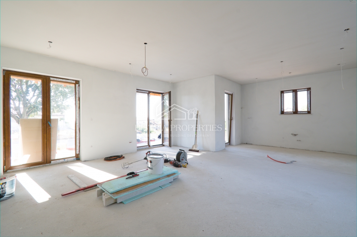 Nuova costruzione in stile tradizionale con vista mare da ogni camera