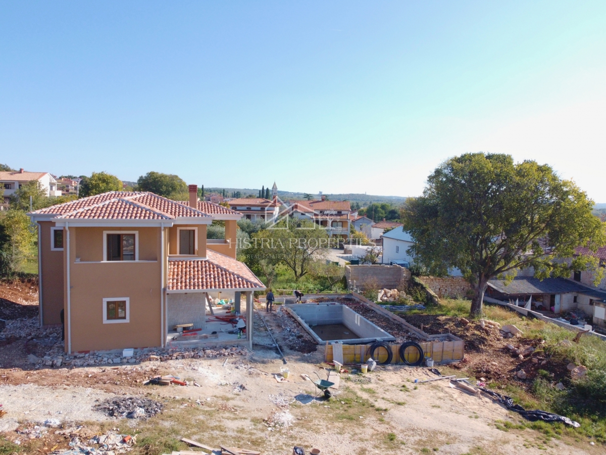 Nuova costruzione in stile tradizionale con vista mare da ogni camera