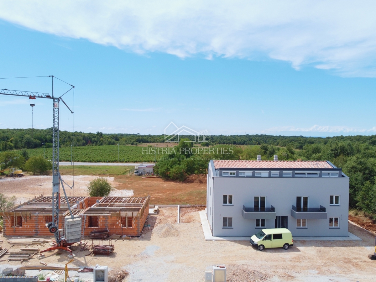 Spazioso appartamento con terrazza e splendida vista in un nuovo edificio