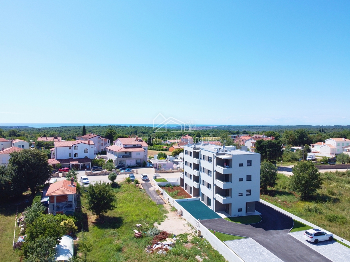 Appartamento con terrazza e vista mare in un nuovo edificio con ascensore