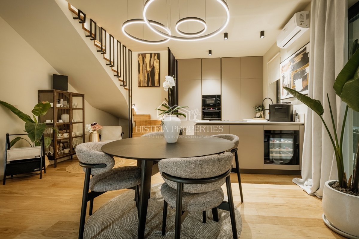 Moderno duplex completamente arredato a 800 metri dal mare in posizione privilegiata