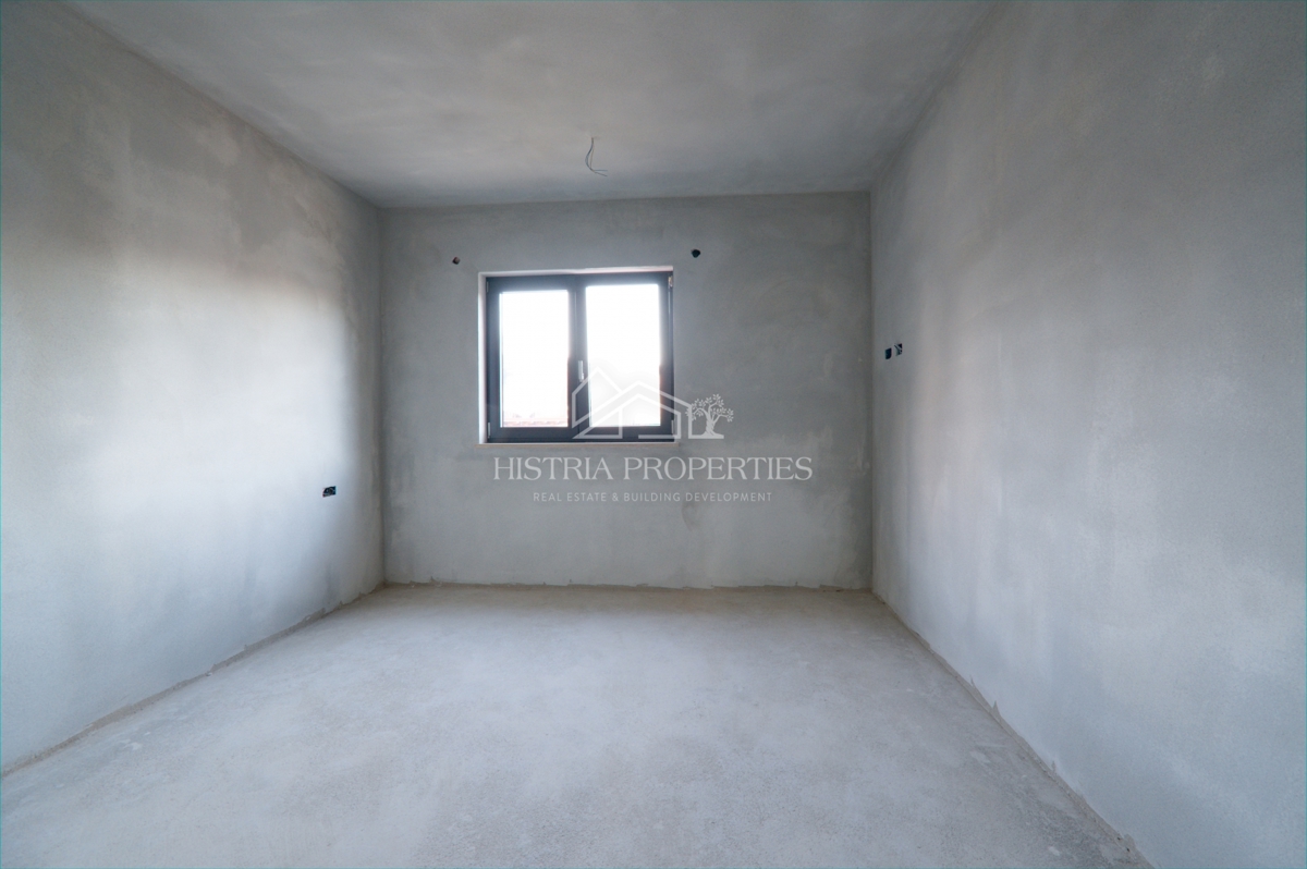 Appartamento urbano con 2 terrazze in una moderna zona residenziale, vicino al centro di Parenzo