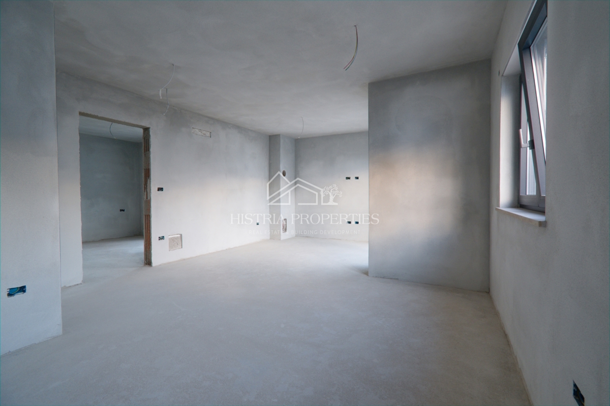 Appartamento urbano con 2 terrazze in una moderna zona residenziale, vicino al centro di Parenzo