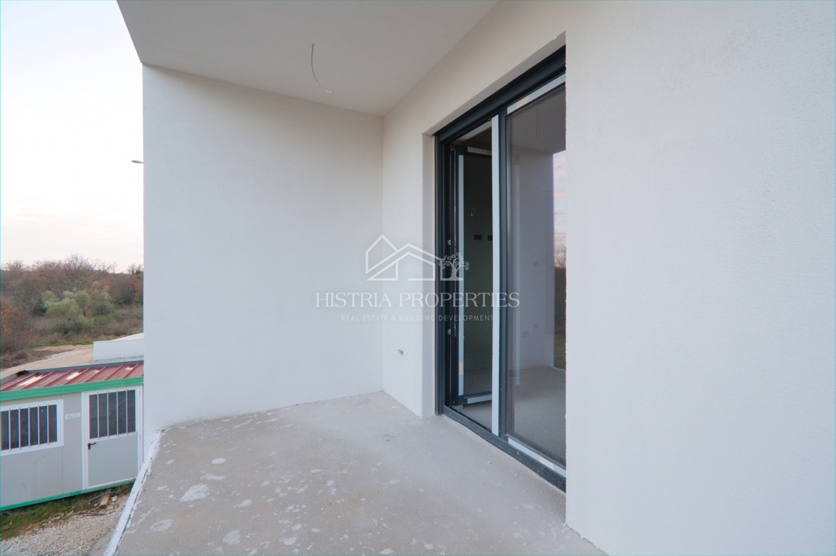 Appartamento urbano con 2 terrazze in una moderna zona residenziale, vicino al centro di Parenzo