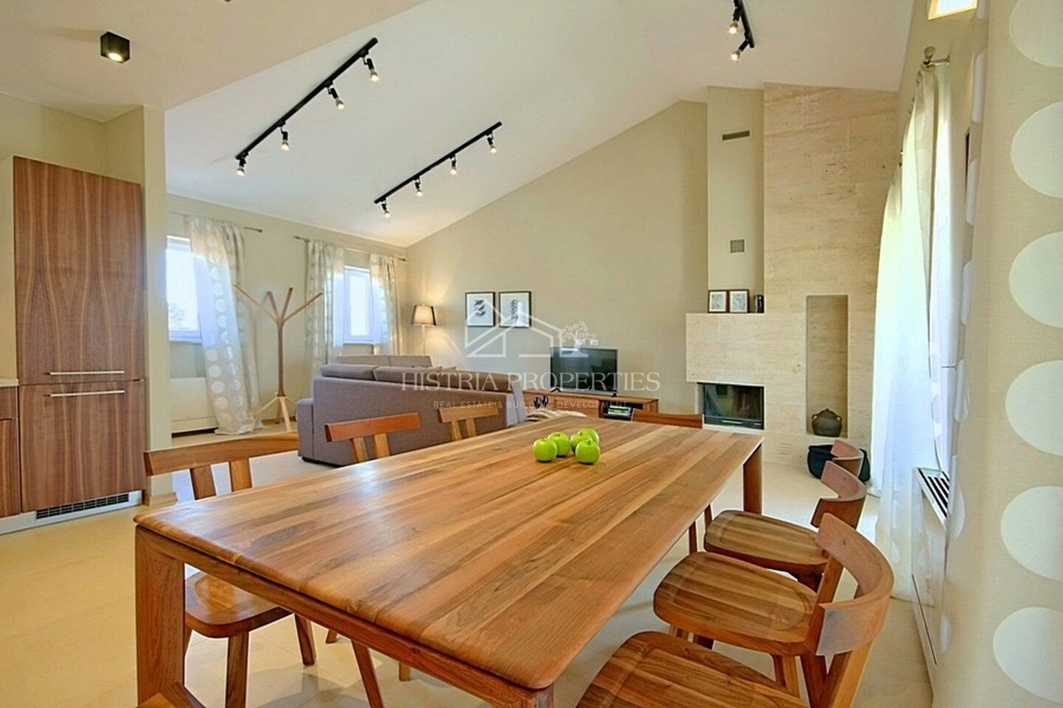 Casa completamente attrezzata con piscina e affitto turistico consolidato