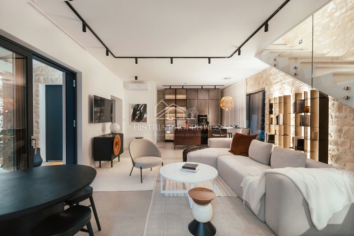 Villa di design in stile istriano, completamente e riccamente attrezzata