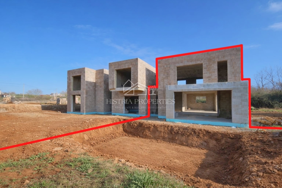 Casa di altissima qualità con piscina e vista mare