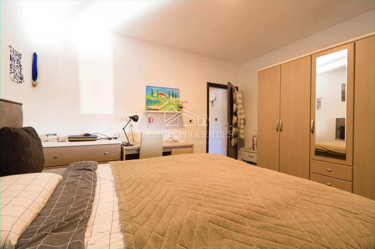 Una location idilliaca per una vacanza perfetta con piscina riscaldata e una casa completamente attrezzata su un ampio terreno