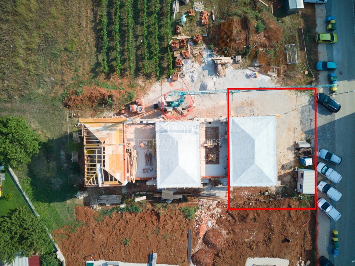 Una storia tradizionale istriana e una grande casa a schiera a 2 km da Parenzo