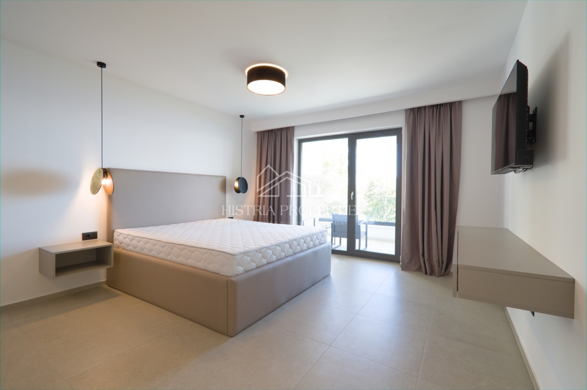 Una villa di lusso unica con vista sull'intero Golfo del Quarnero che catturerà la vostra attenzione vicino a Opatija