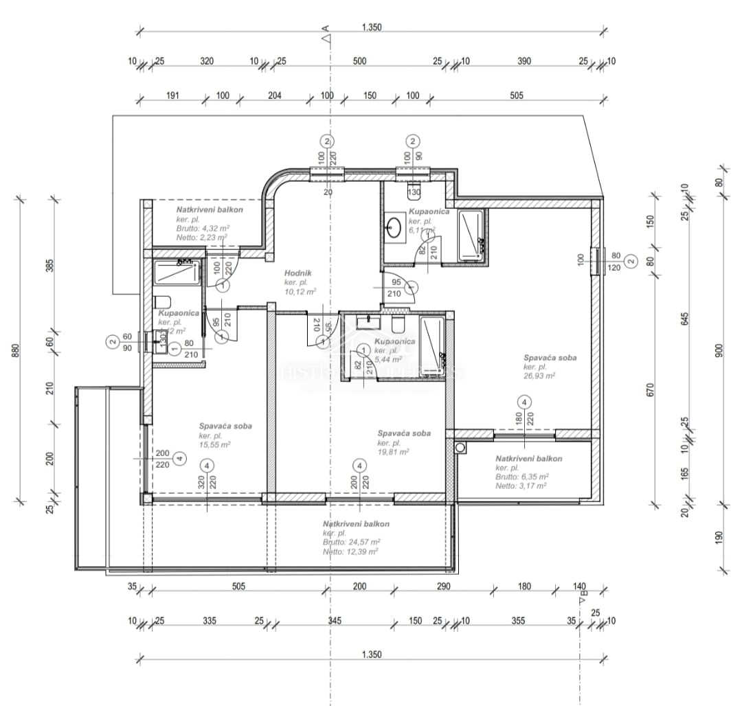 Una villa di lusso unica con vista sull'intero Golfo del Quarnero che catturerà la vostra attenzione vicino a Opatija