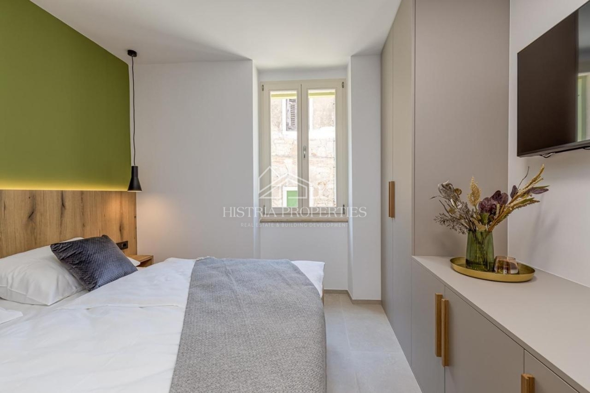 Il nucleo antico di un'affascinante cittadina istriana e una casa istriana ristrutturata per gli amanti della tradizione