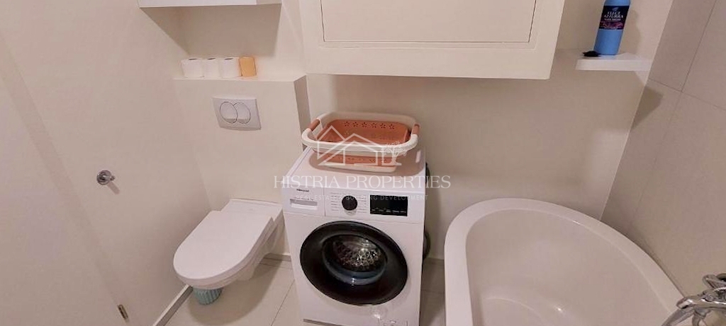 Appartamento accogliente, confortevole e completamente attrezzato nel centro città con 2 terrazze e ascensore