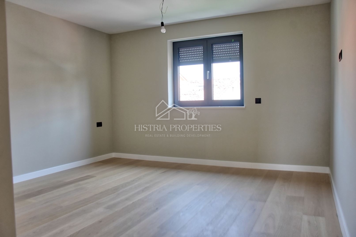 Penthouse che ha tutto in una posizione privilegiata a Parenzo per un soggiorno da sogno