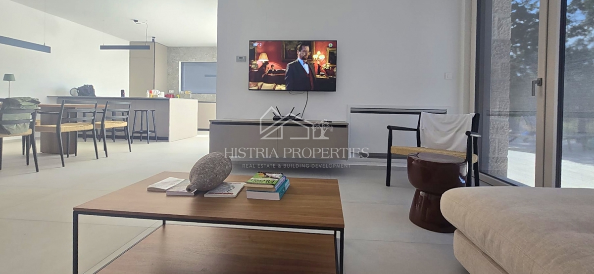 Extremely high-quality and modern house surrounded by the scent of nature, fully furnished and equipped