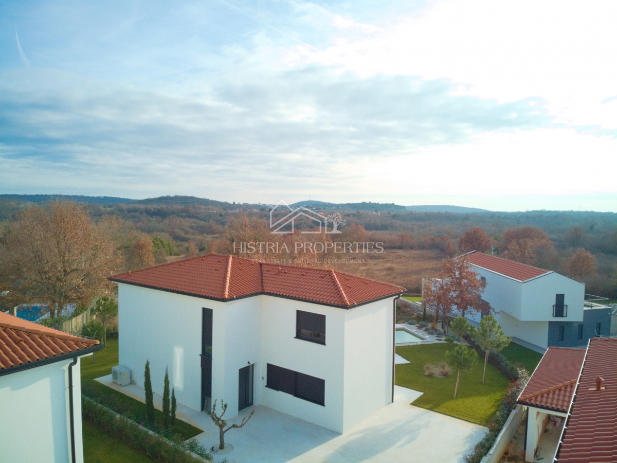 Extremely high-quality and modern house surrounded by the scent of nature, fully furnished and equipped