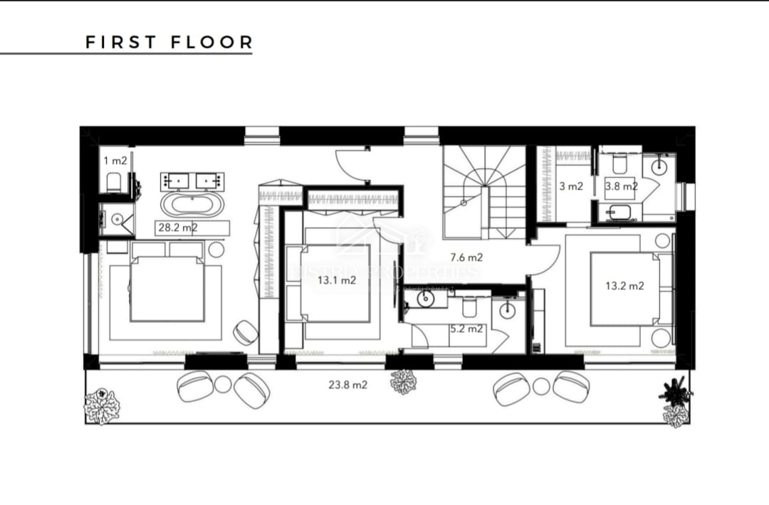 Vista panoramica sul mare e posizione attraente con un progetto moderno pronto per la costruzione