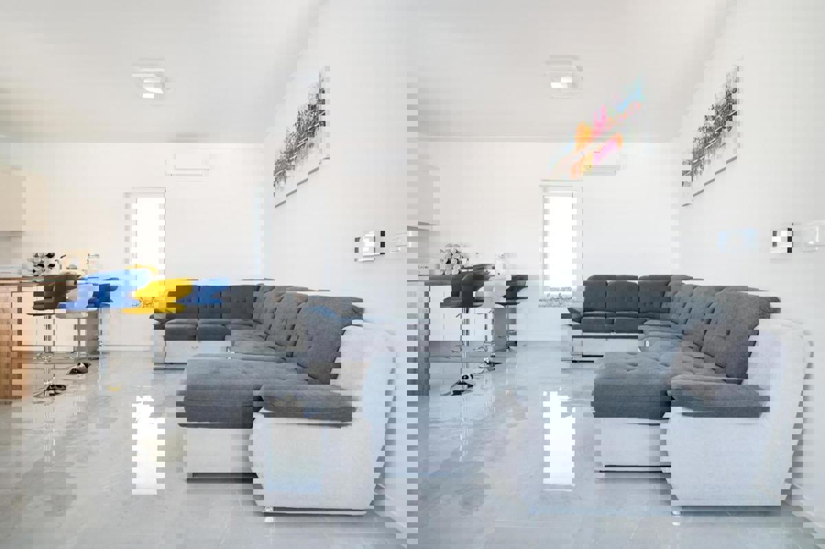 Bellissima villa con piscina in posizione isolata