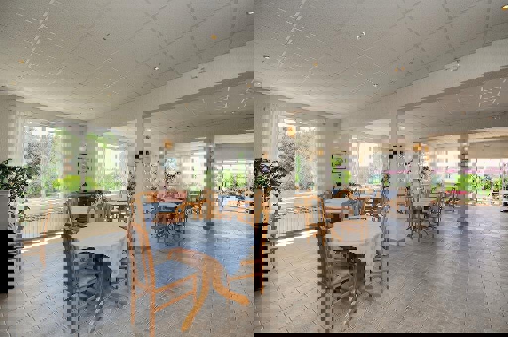 Pensione sul mare - opportunità di affari