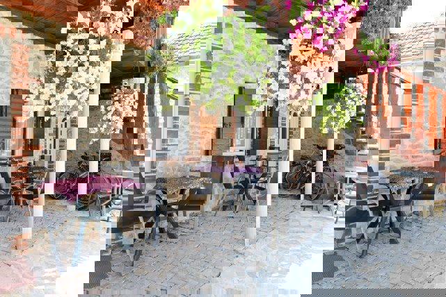 Casa in pietra ideale per affitto turistico