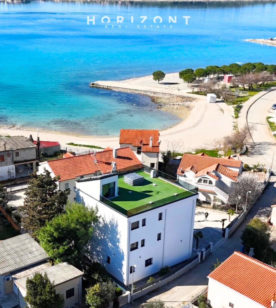 Vodice- Srima, appartamenti in prossimità immediata della spiaggia