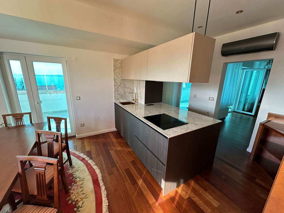 Ampio appartamento con vista panoramica