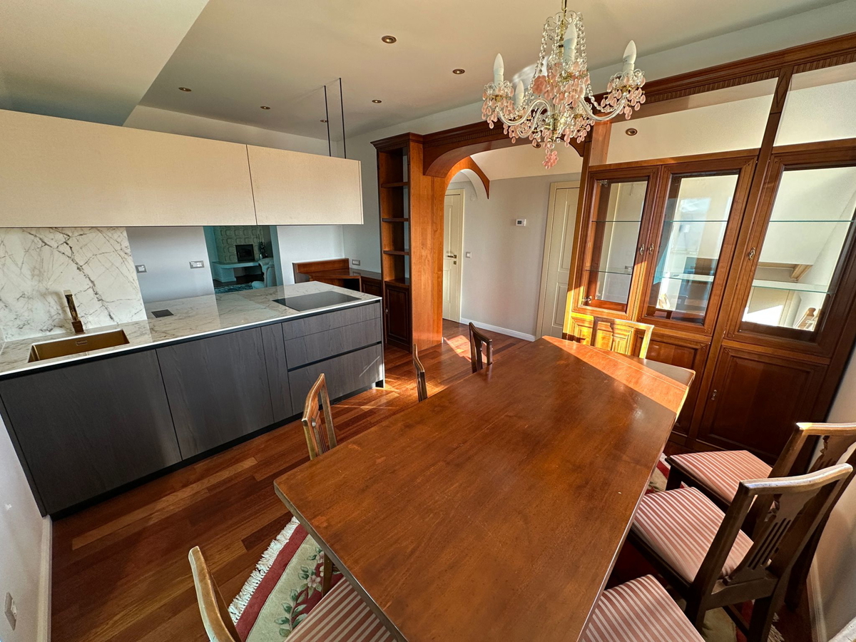 Ampio appartamento con vista panoramica