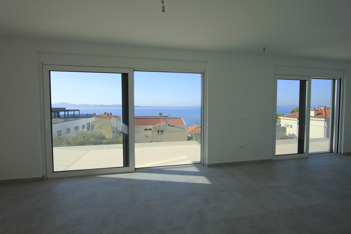 Appartamento moderno con terrazza sul tetto - vista panoramica sul mare