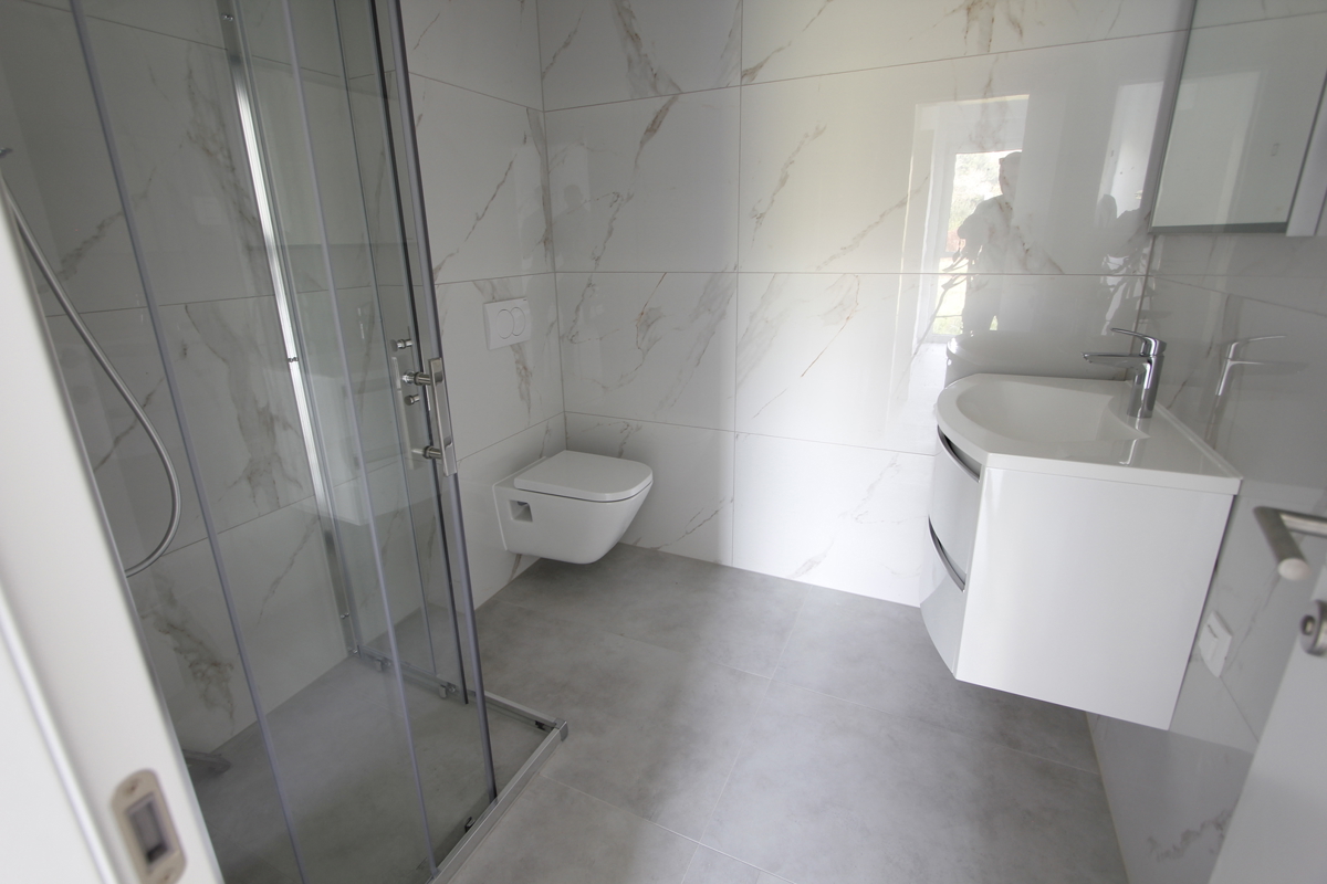 Appartamento moderno con terrazza sul tetto - vista panoramica sul mare