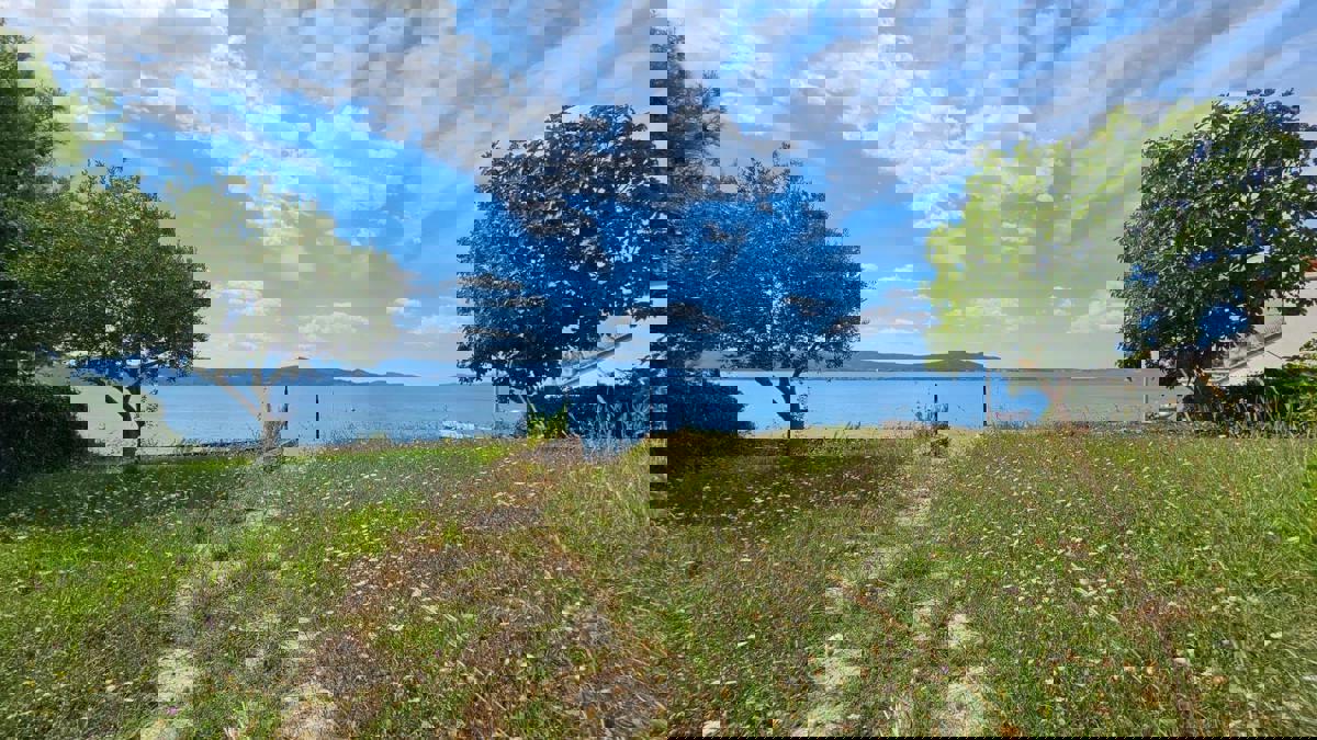 Casa in prima fila sul mare e sulla spiaggia