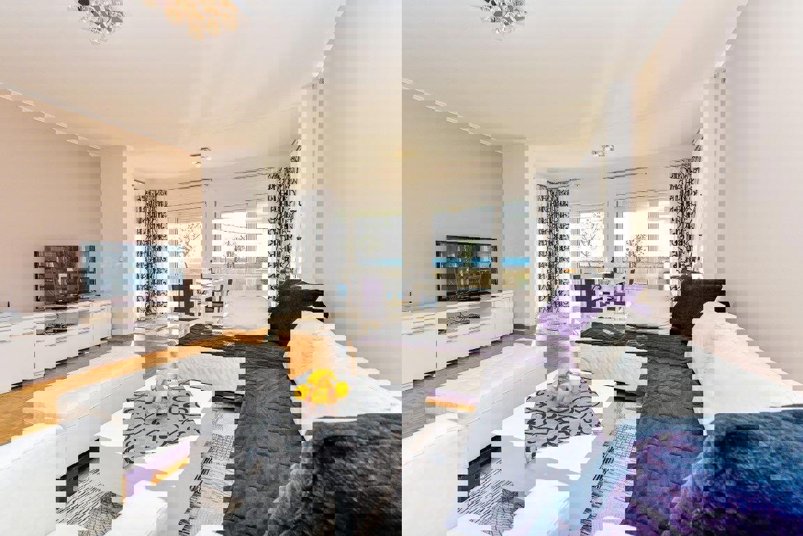 Villa spaziosa con appartamenti