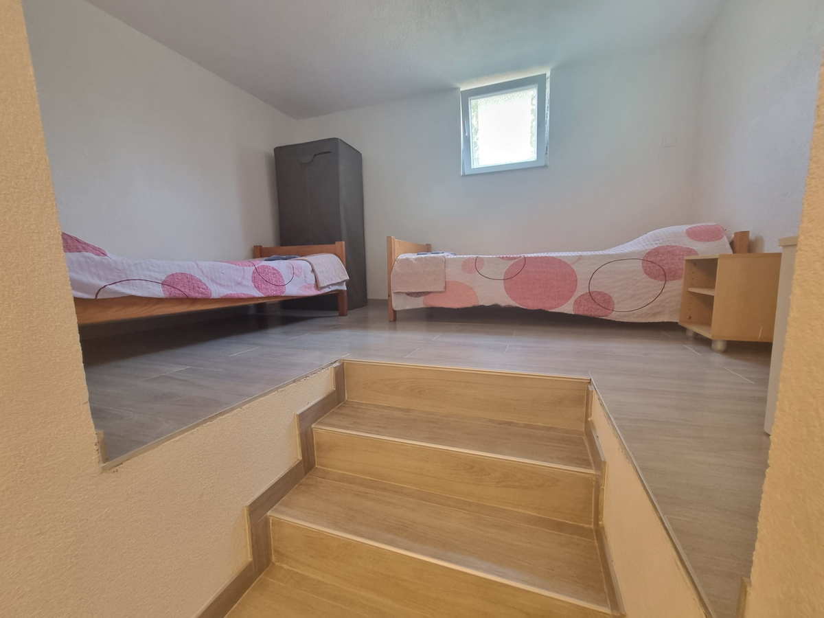 Kožino, appartamento trilocale - seconda fila dal mare e dalla spiaggia