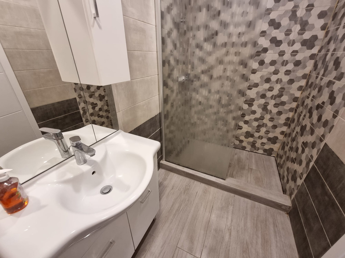 Kožino, appartamento trilocale - seconda fila dal mare e dalla spiaggia