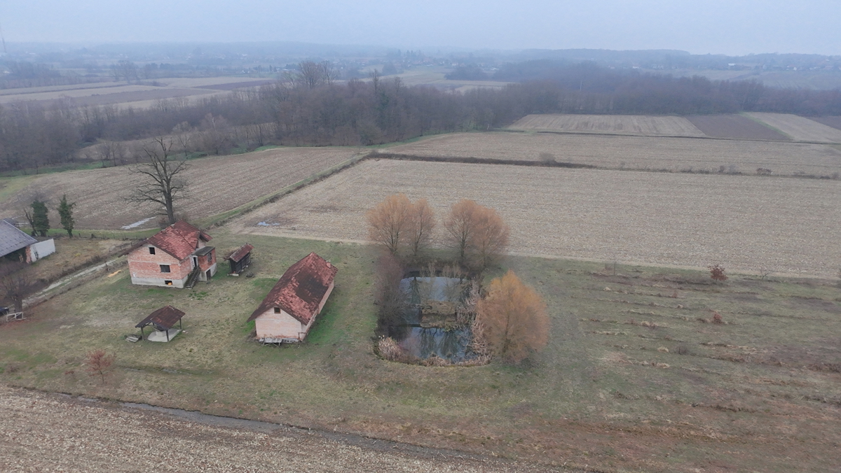 Occasione - grande terreno edificabile con fabbricati