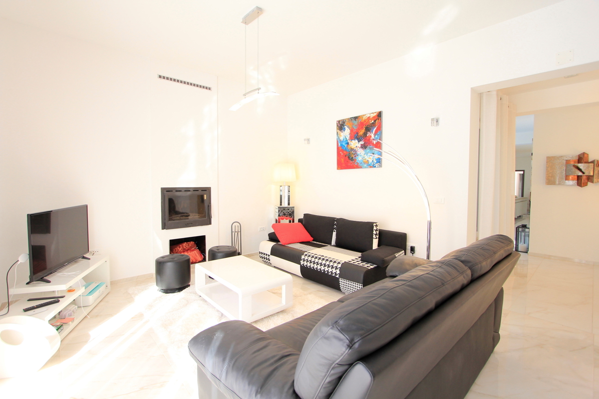 Villa di lusso con due piscine - tranquillità e privacy nelle immediate vicinanze di Zadar