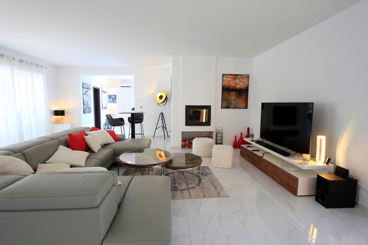 Villa di lusso con due piscine - tranquillità e privacy nelle immediate vicinanze di Zadar