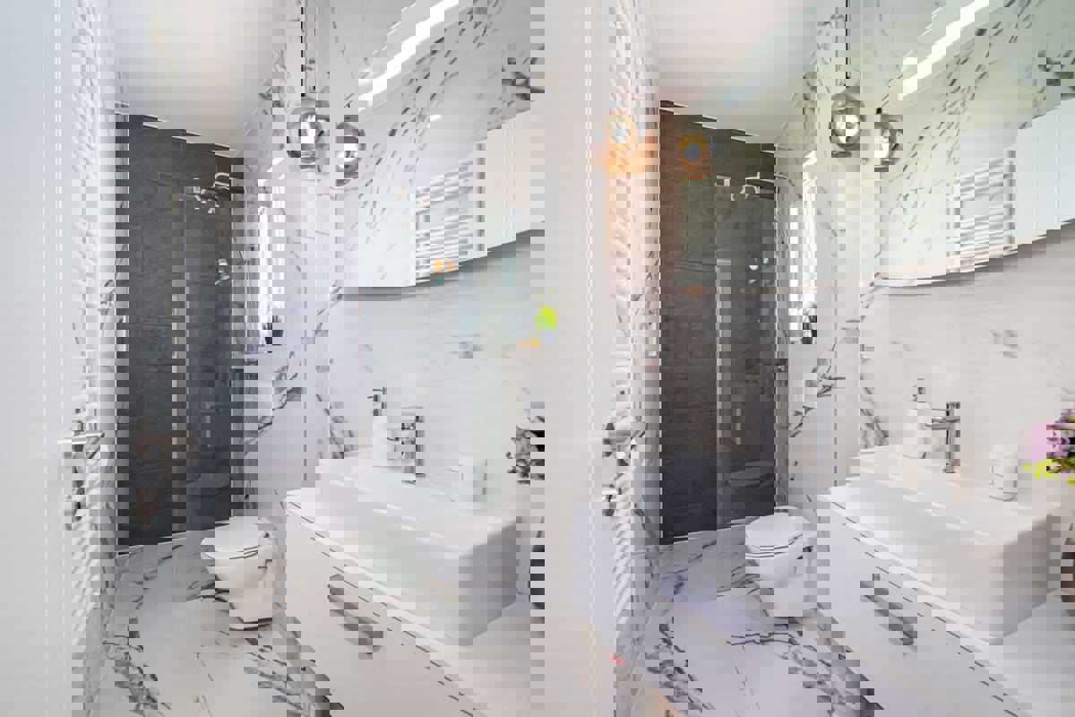 Villa moderna con due appartamenti