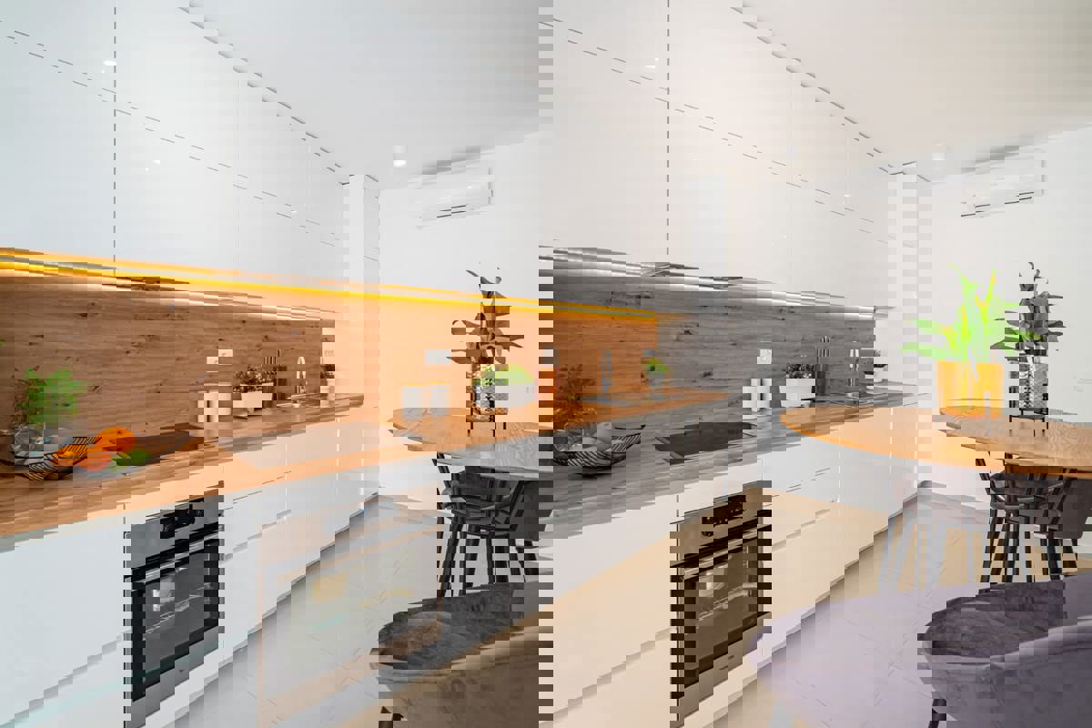 Villa moderna con due appartamenti