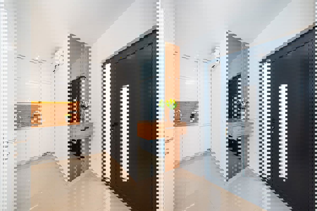 Villa moderna con due appartamenti