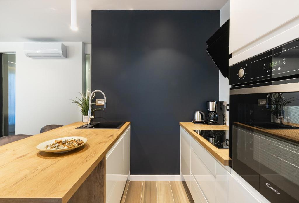 VENDITA – APPARTAMENTO DI LUSSO DI 62 m² – POLUOTOK – POSIZIONE ATTRATTIVA