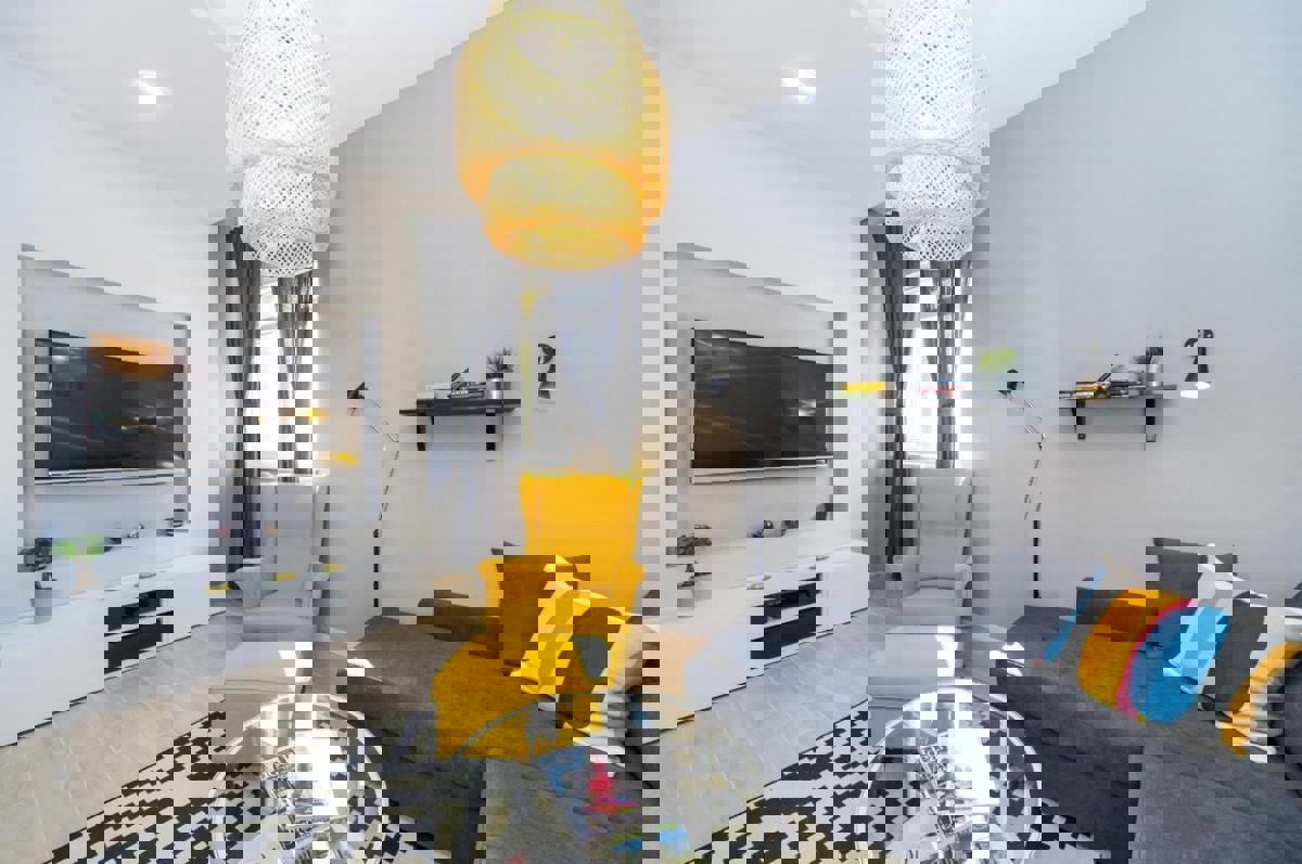 Appartamento a Zara, prima fila sul mare