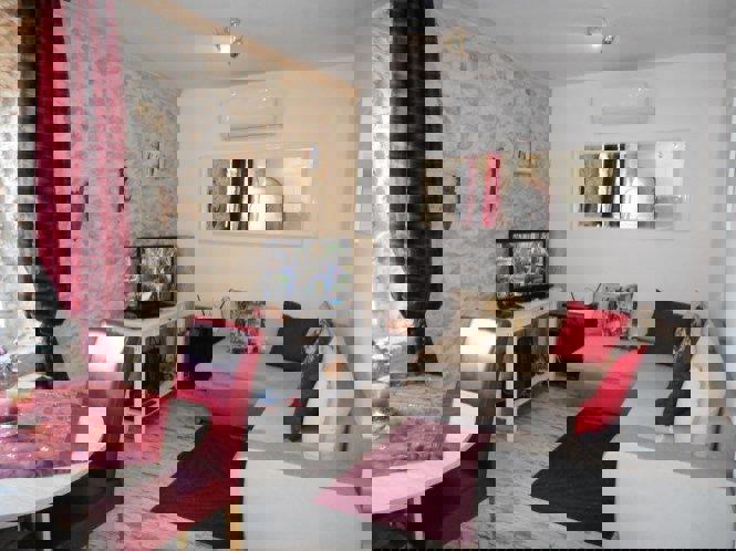 Casa in pietra ideale per affitto turistico