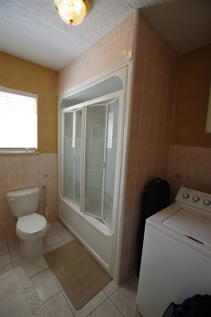 Ampia casa circondata da ulivi