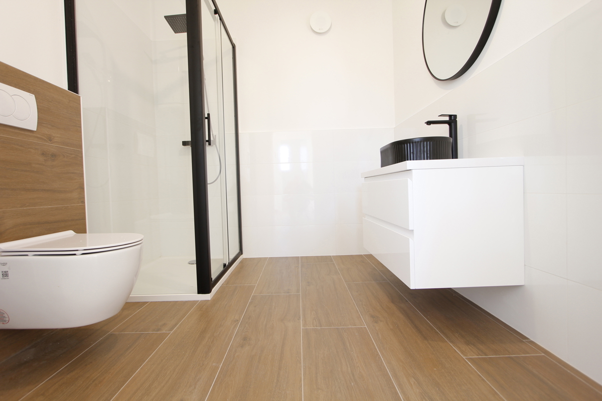 Appartamento moderno con vista sul mare, in una zona tranquilla della città