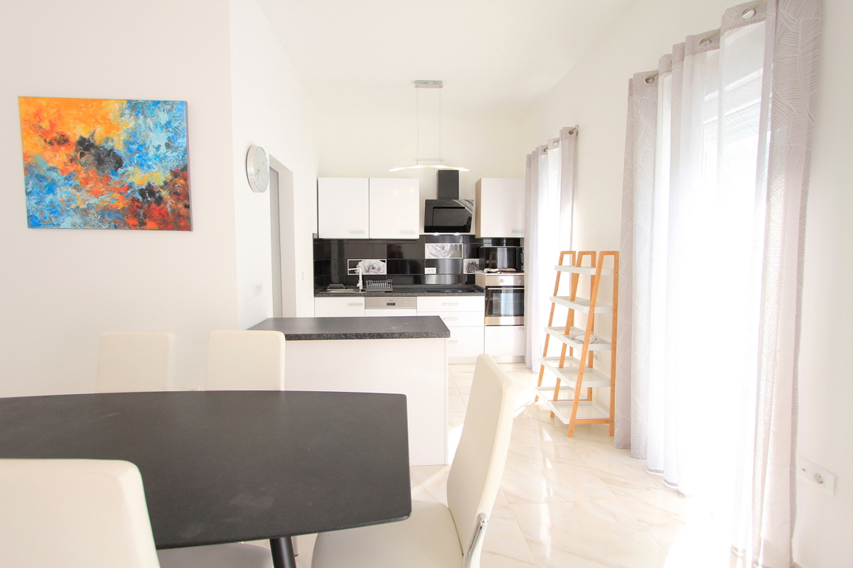 Villa di lusso con due piscine - tranquillità e privacy nelle immediate vicinanze di Zadar