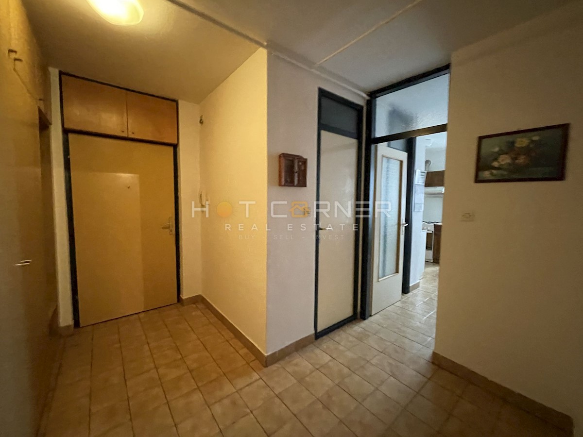 Appartamento Sv. Polikarp / Sisplac, Pula, 80m2